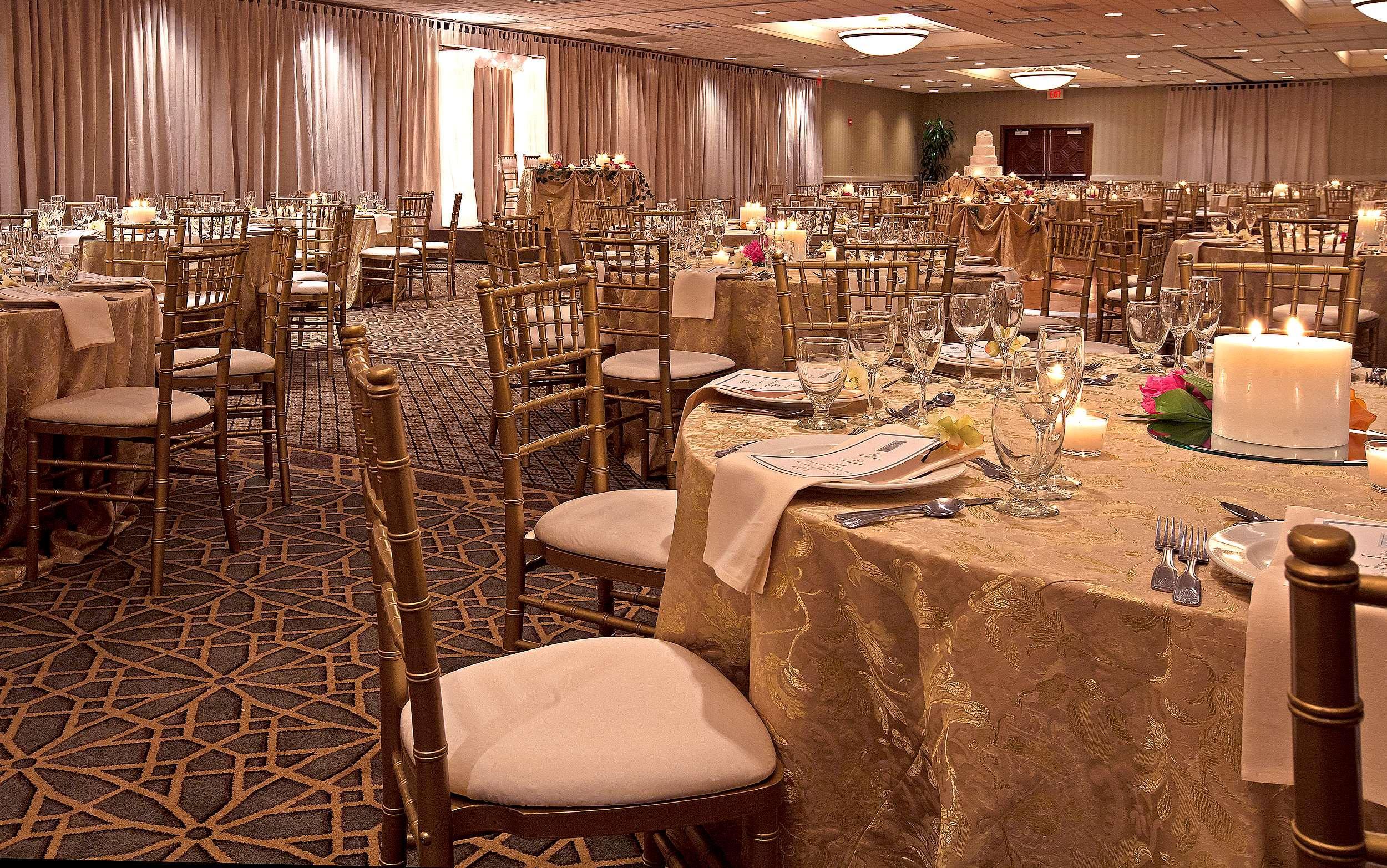 Embassy Suites By Hilton Chicago Schaumburg Woodfield Extérieur photo