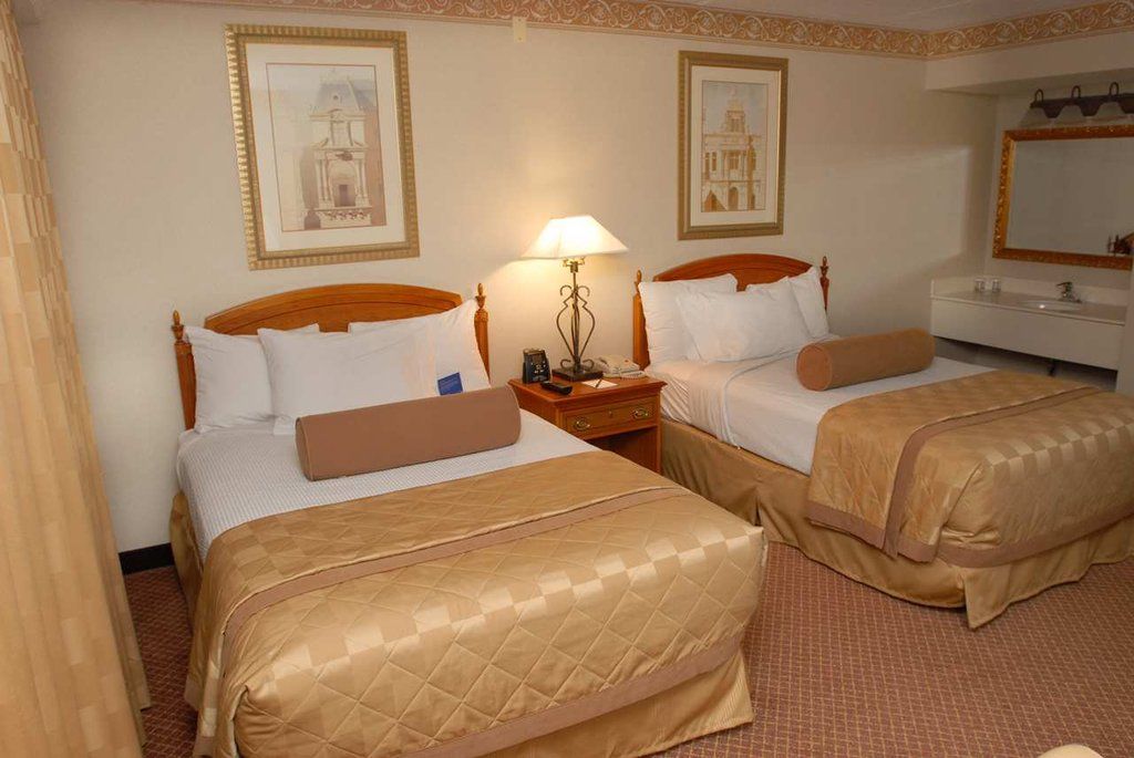Embassy Suites By Hilton Chicago Schaumburg Woodfield Extérieur photo